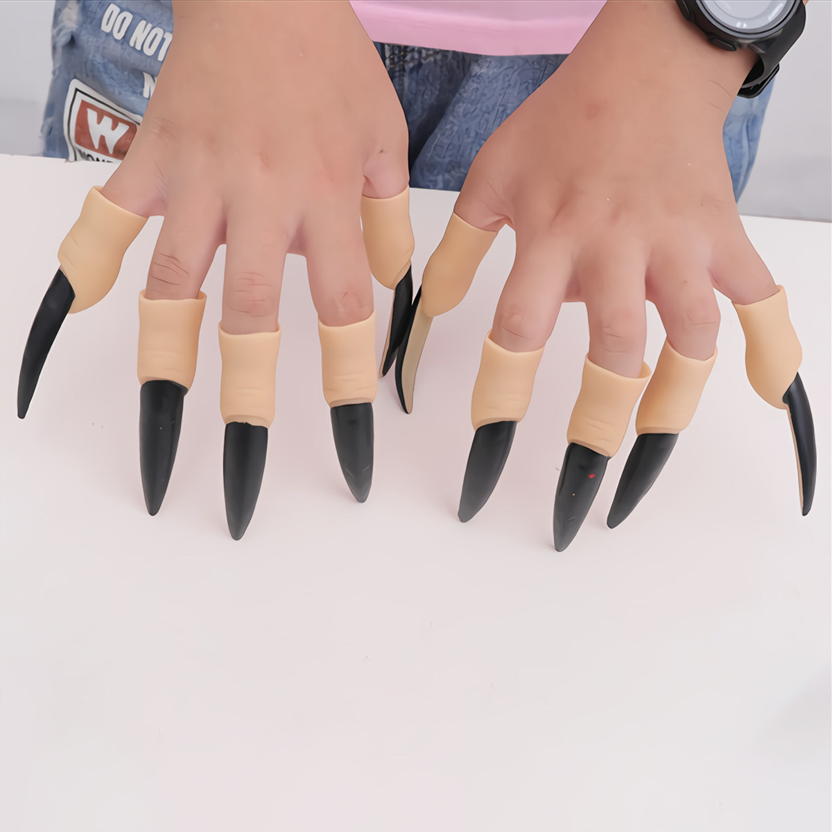 Easy Cosplay Prop - 20Pcs Halloween Nails Props Rubber Material